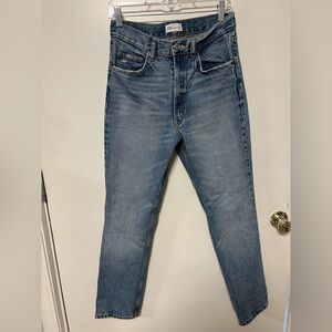 Zara Women’s high rise distressed jeans size 6